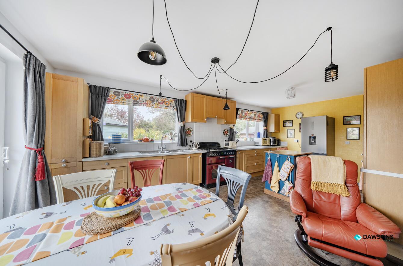 Monksford Street, Kidwelly, SA17 4TW